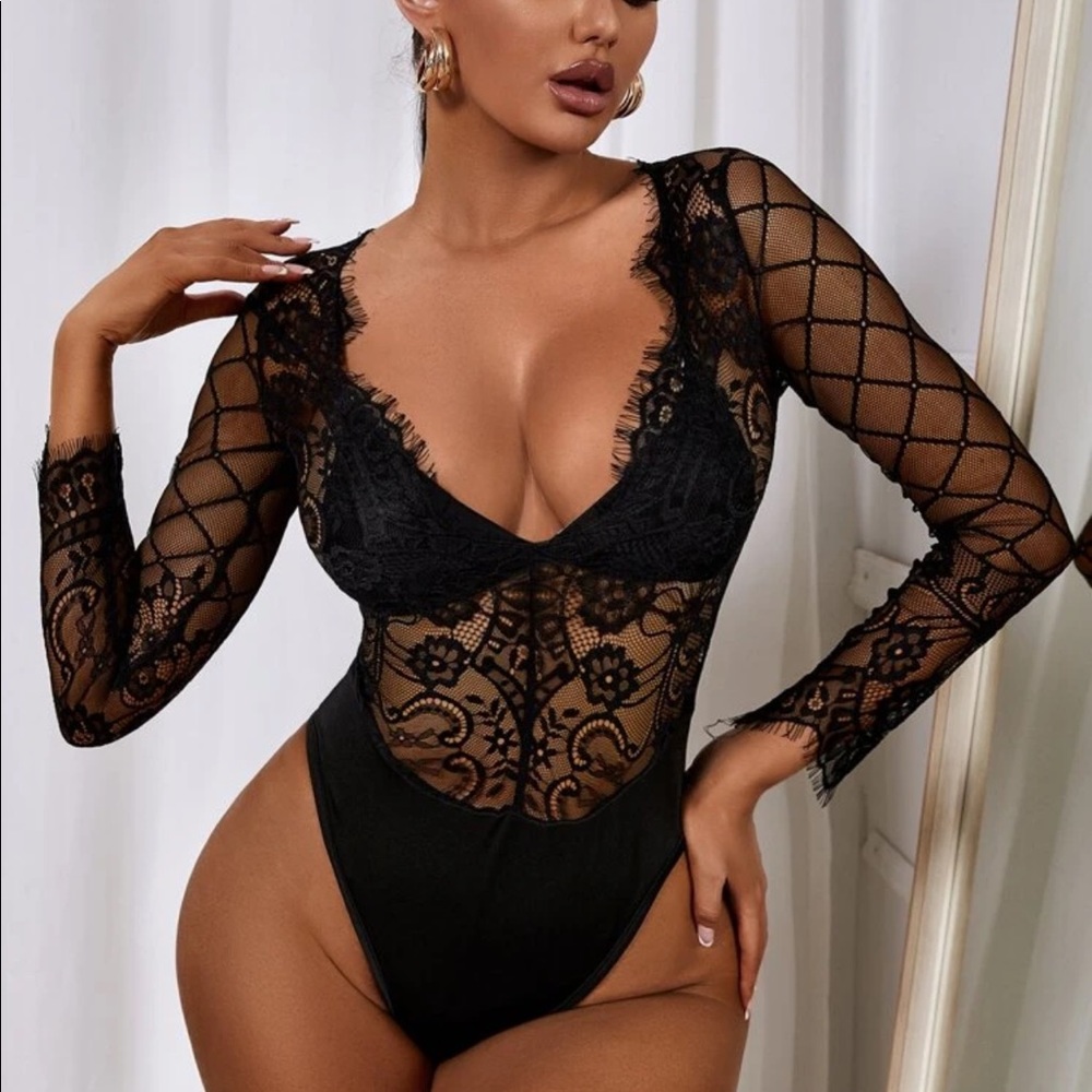New black lace bodysuit